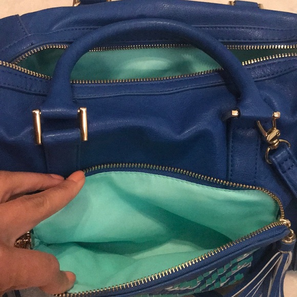 Large Satchel - Picture 5 of 5